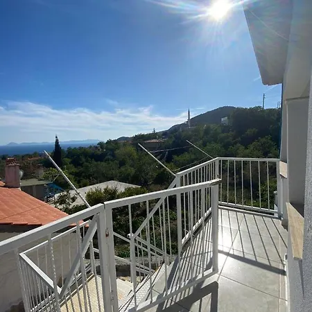 Kardelen Apart ダッチャ