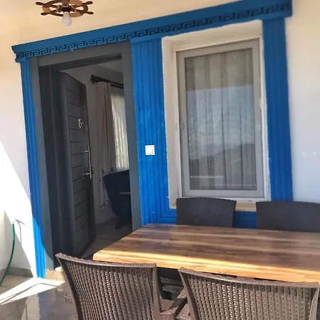 アパートホテル Kardelen Apart ダッチャ